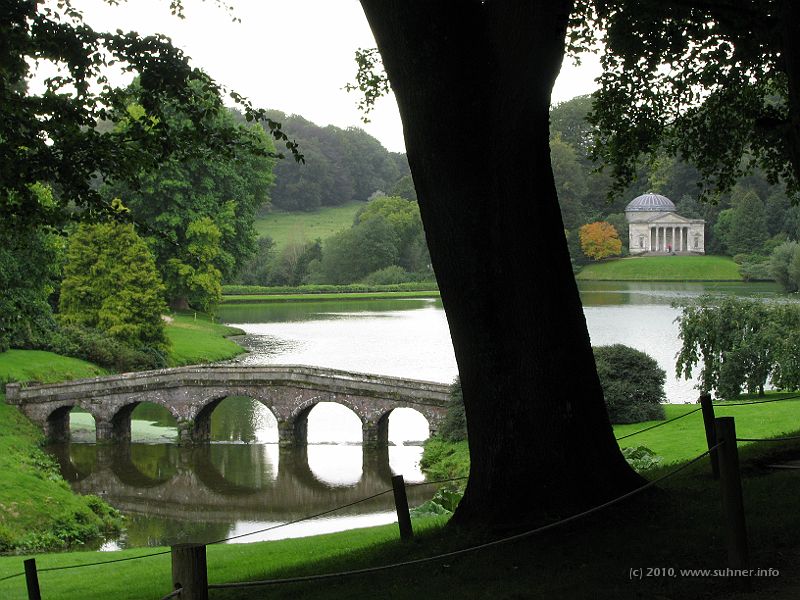 IMG_1782.jpg - Now this is Stourhead Garden, an NT (National Trust) park - beautiful, calming - time to unwind!