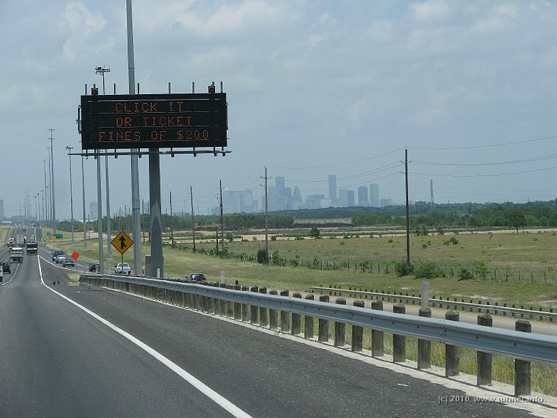 IMG_0969.JPG - Heading towards Houston