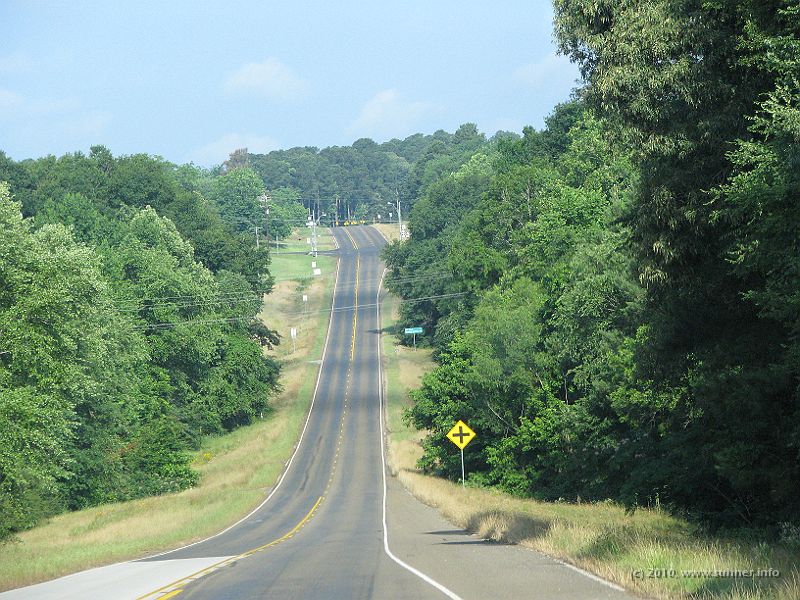 IMG_1164.JPG - Heading towards palestine on small farm roads