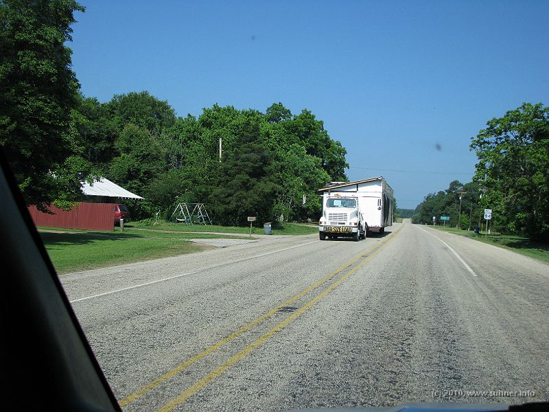 IMG_1205.JPG - Very convenient to move like that - no need to pack all your goods!