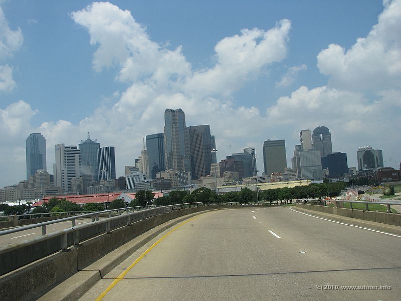 IMG_1242.JPG - And we're finally back in Dallas!