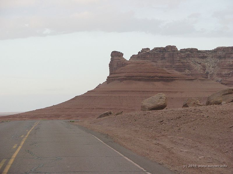 IMG_1617.jpg - And still bizarre rocks