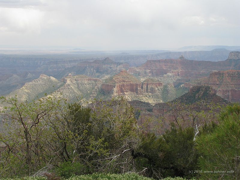 IMG_1637.jpg - Catching a first glimpse of the beauty when arriving at Imperial Point.